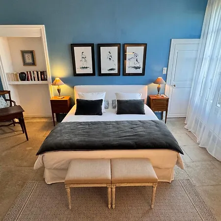 Camarina-lodging Bed & Breakfast 4*